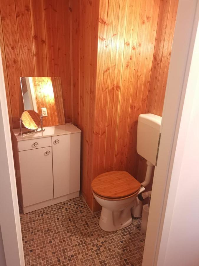 La Bergerie Hostel Ла Ньоввил Екстериор снимка