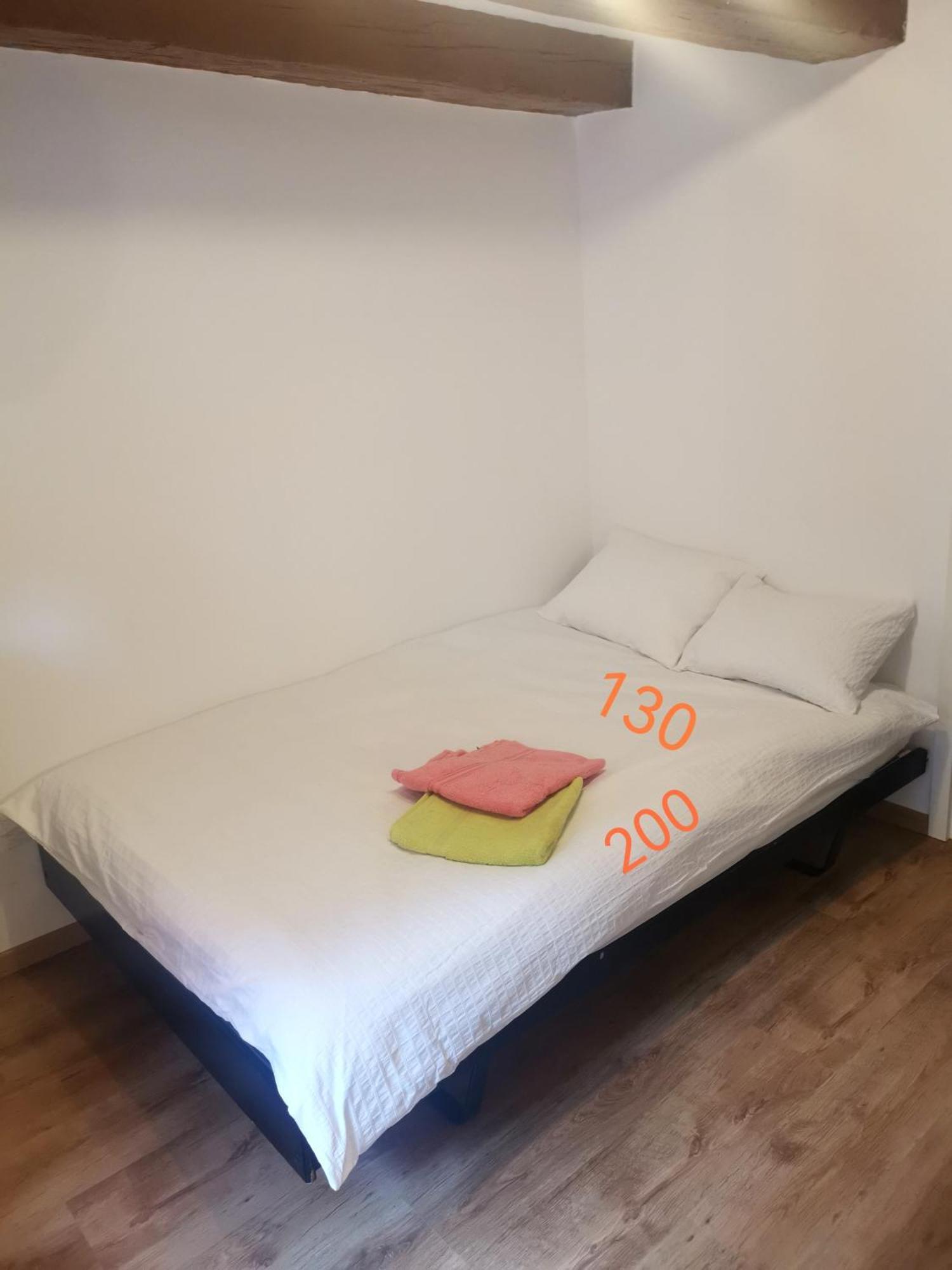 La Bergerie Hostel Ла Ньоввил Екстериор снимка